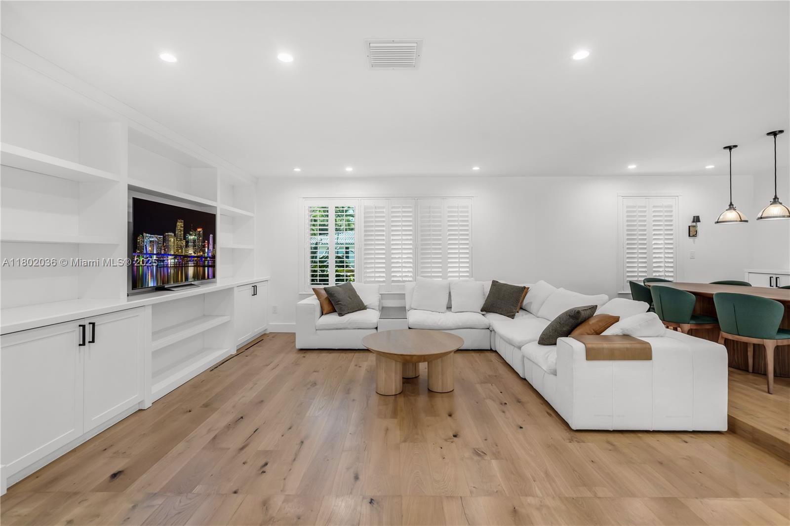 Real estate property located at 7465 163rd St, Miami-dade, Hillary Estates First Add, Palmetto Bay, FL