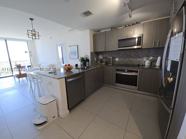 Real estate property located at 5350 84th Ave #1207, Miami-dade, 5350 Park Condo, Doral, FL
