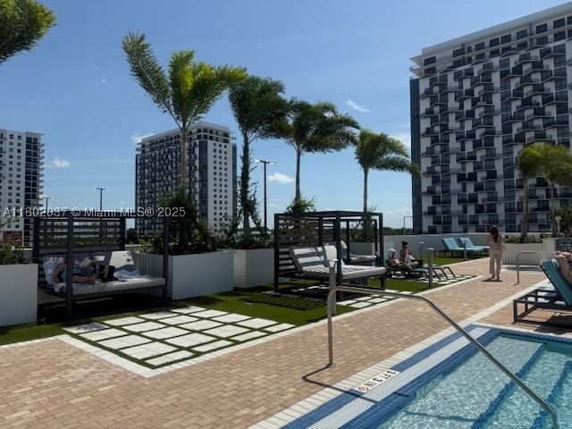 Real estate property located at 5350 84th Ave #1207, Miami-dade, 5350 Park Condo, Doral, FL