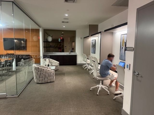 Real estate property located at 5350 84th Ave #1207, Miami-dade, 5350 Park Condo, Doral, FL