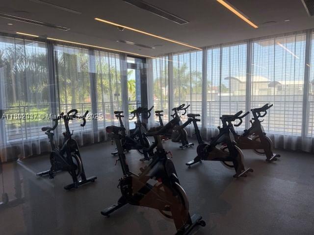 Real estate property located at 5350 84th Ave #1207, Miami-dade, 5350 Park Condo, Doral, FL