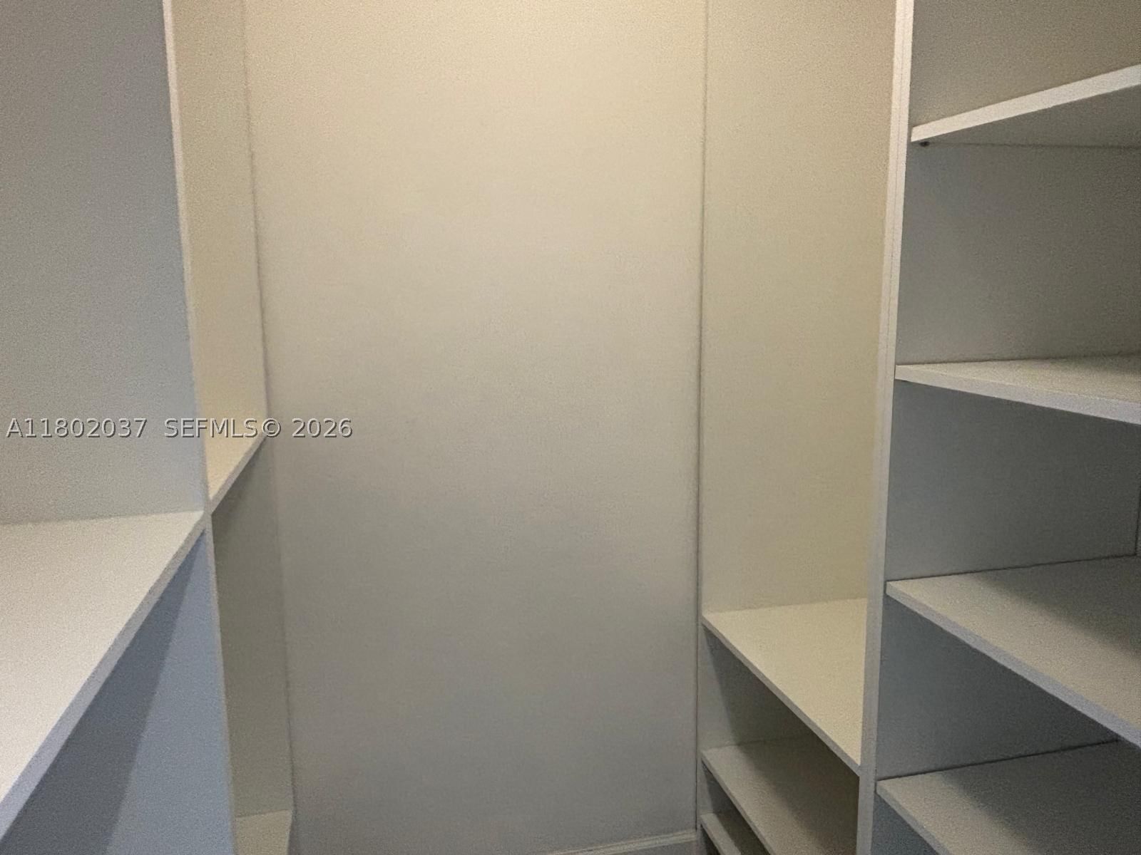 Real estate property located at 5350 84th Ave #1207, Miami-dade, 5350 Park Condo, Doral, FL