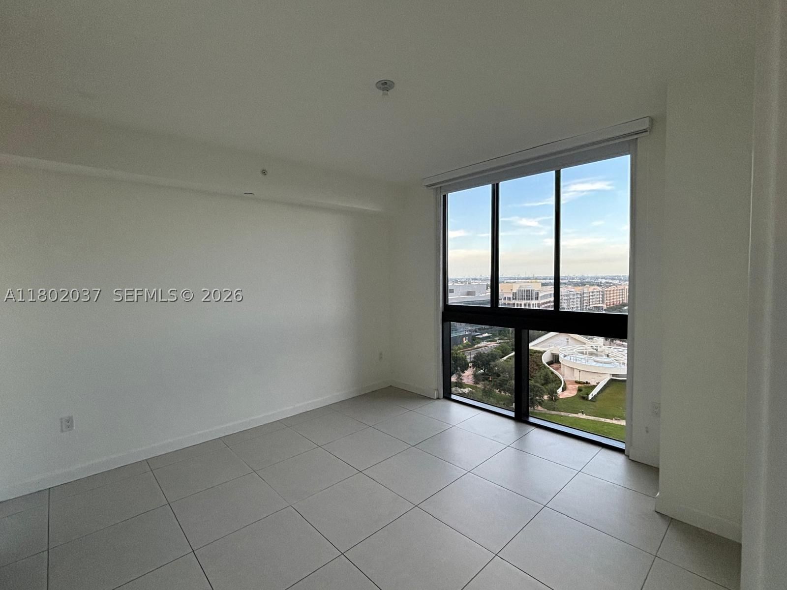 Real estate property located at 5350 84th Ave #1207, Miami-dade, 5350 Park Condo, Doral, FL