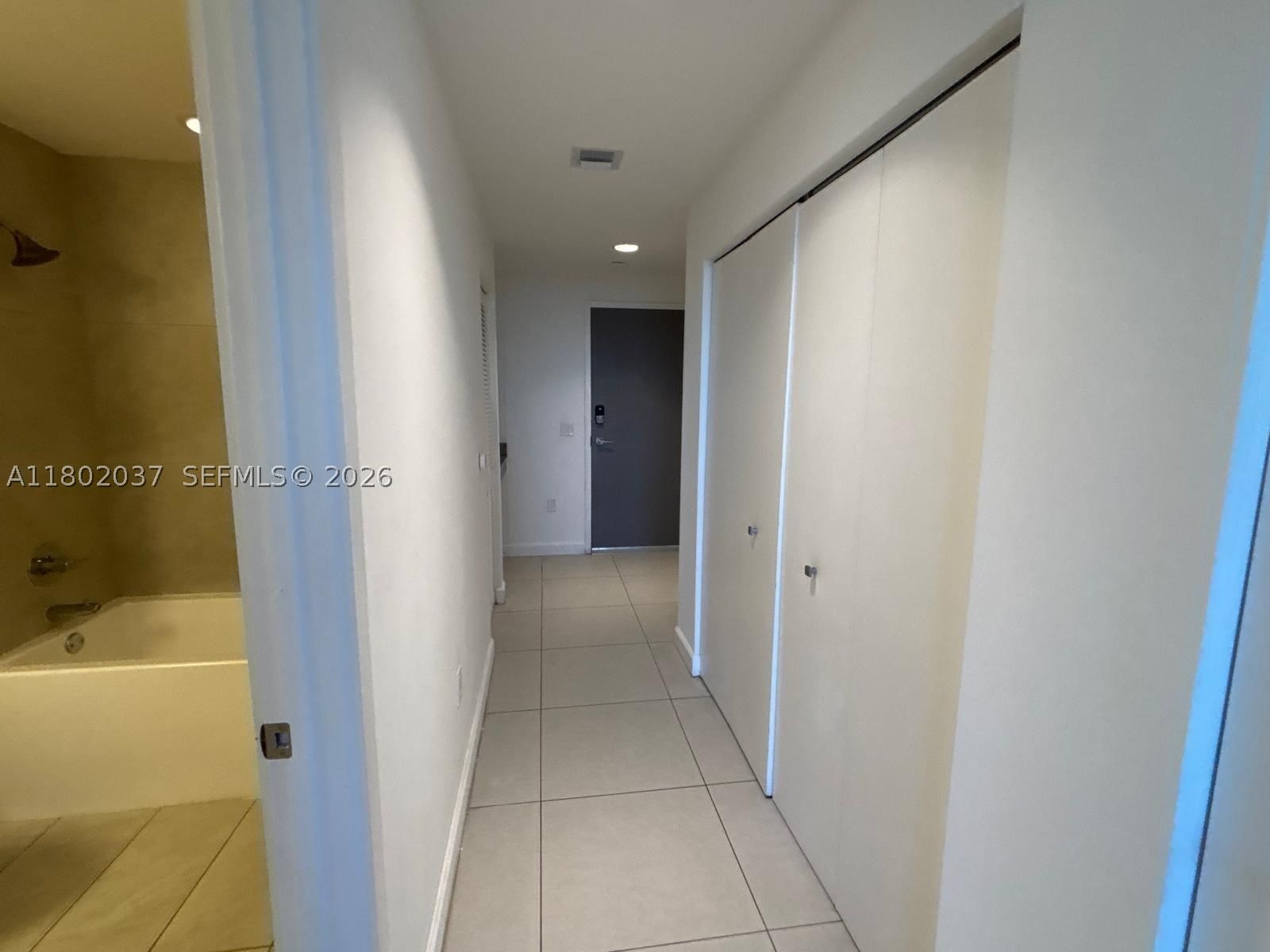Real estate property located at 5350 84th Ave #1207, Miami-dade, 5350 Park Condo, Doral, FL