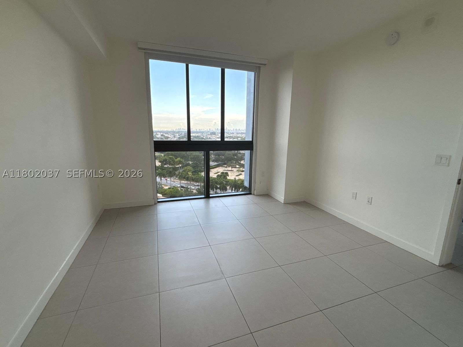 Real estate property located at 5350 84th Ave #1207, Miami-dade, 5350 Park Condo, Doral, FL
