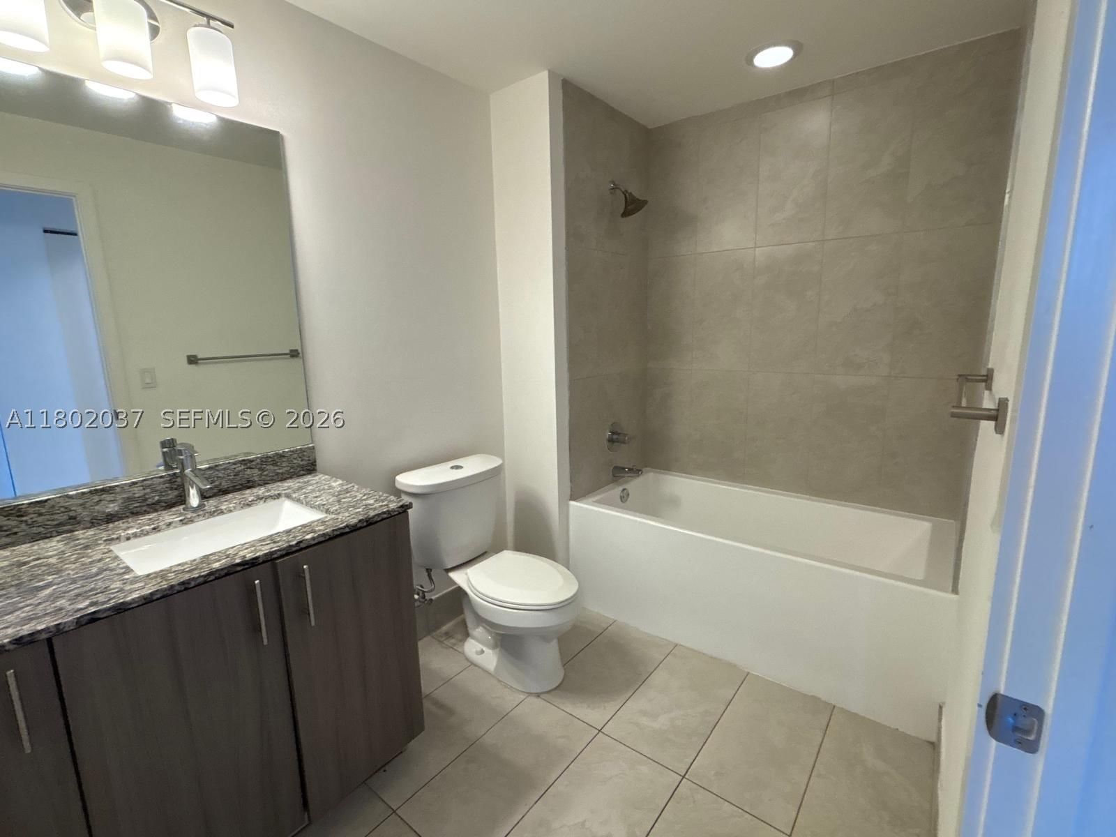 Real estate property located at 5350 84th Ave #1207, Miami-dade, 5350 Park Condo, Doral, FL
