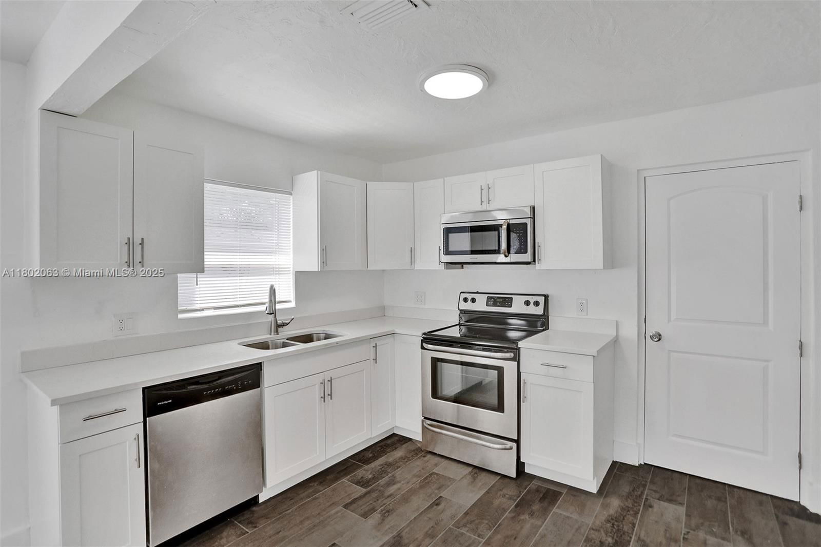 Real estate property located at 242 9th St, Broward, Woodhaven Amended Plat, Dania Beach, FL
