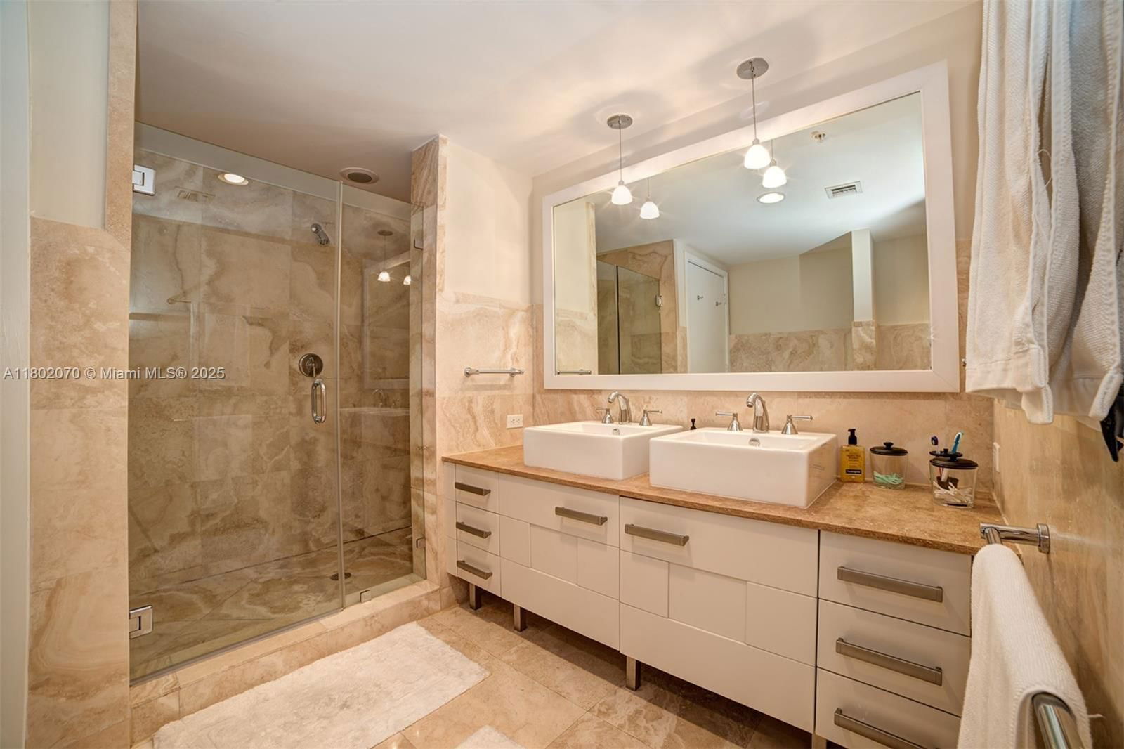 Real estate property located at 3540 Main Hwy #203, Miami-dade, Grove Garden Residences C, Coconut Grove, FL