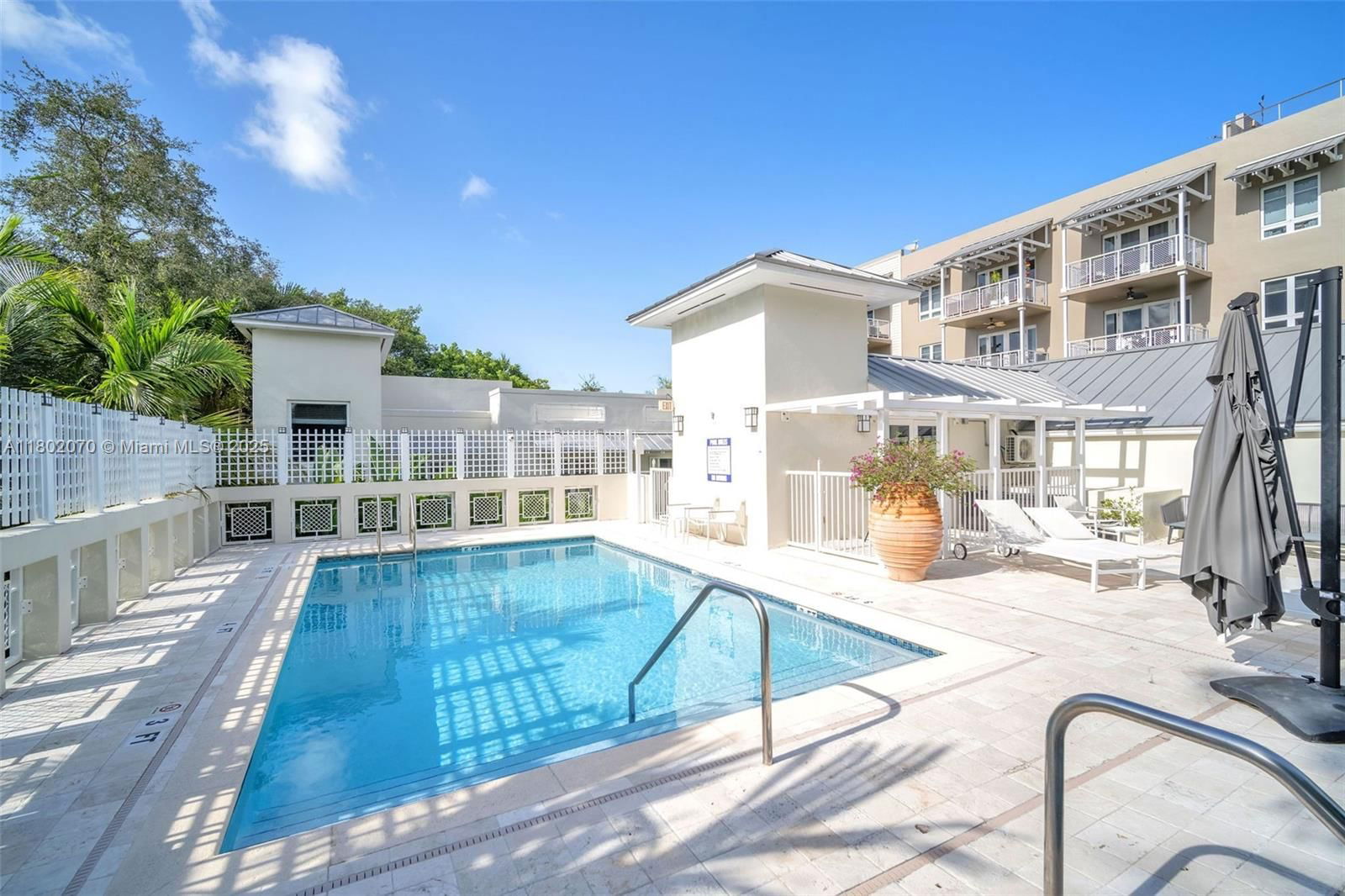 Real estate property located at 3540 Main Hwy #203, Miami-dade, Grove Garden Residences C, Coconut Grove, FL
