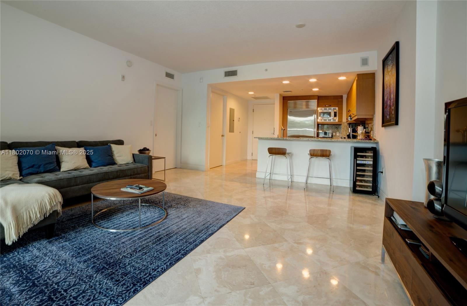 Real estate property located at 3540 Main Hwy #203, Miami-dade, Grove Garden Residences C, Coconut Grove, FL