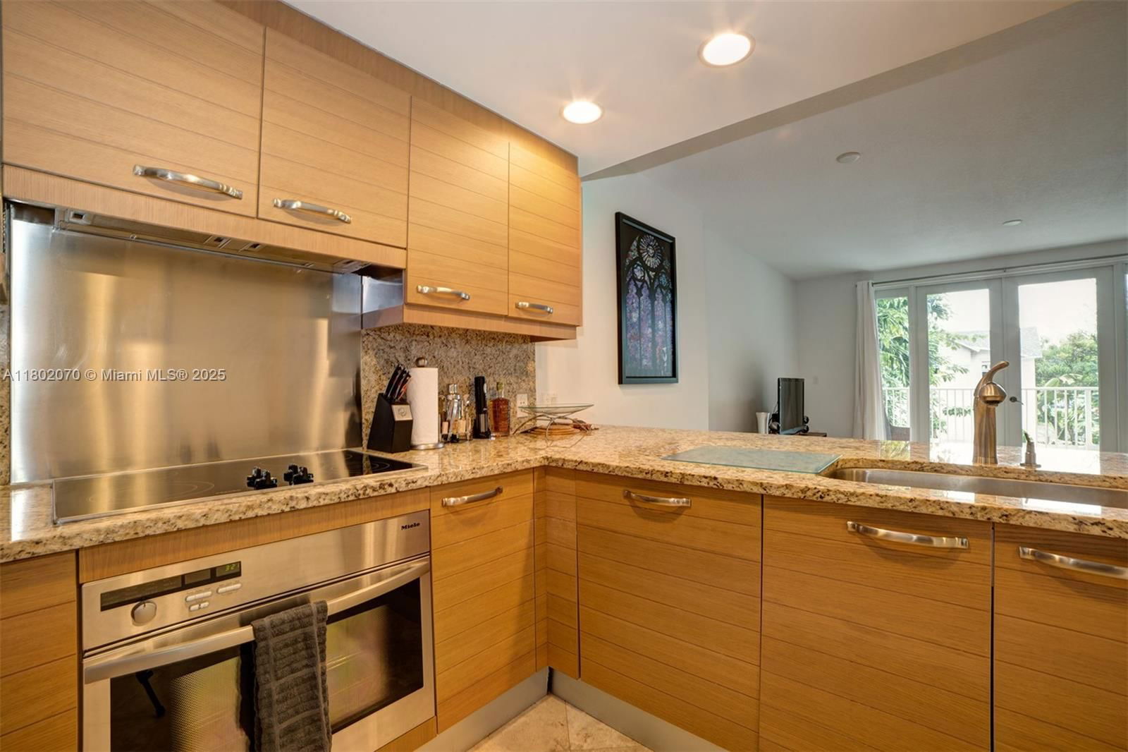 Real estate property located at 3540 Main Hwy #203, Miami-dade, Grove Garden Residences C, Coconut Grove, FL