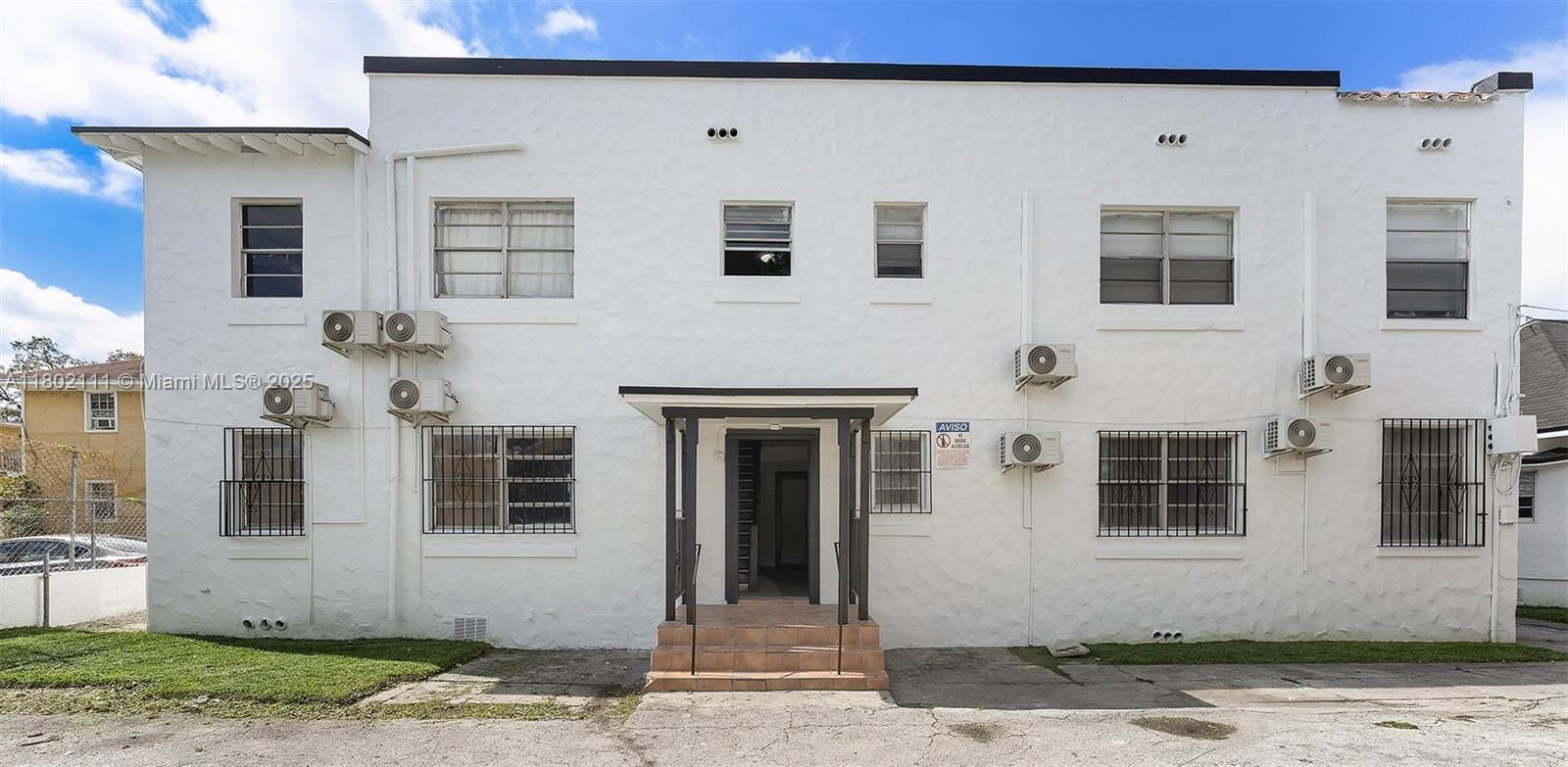 Real estate property located at 850 2nd St, Miami-dade, Miami, FL
