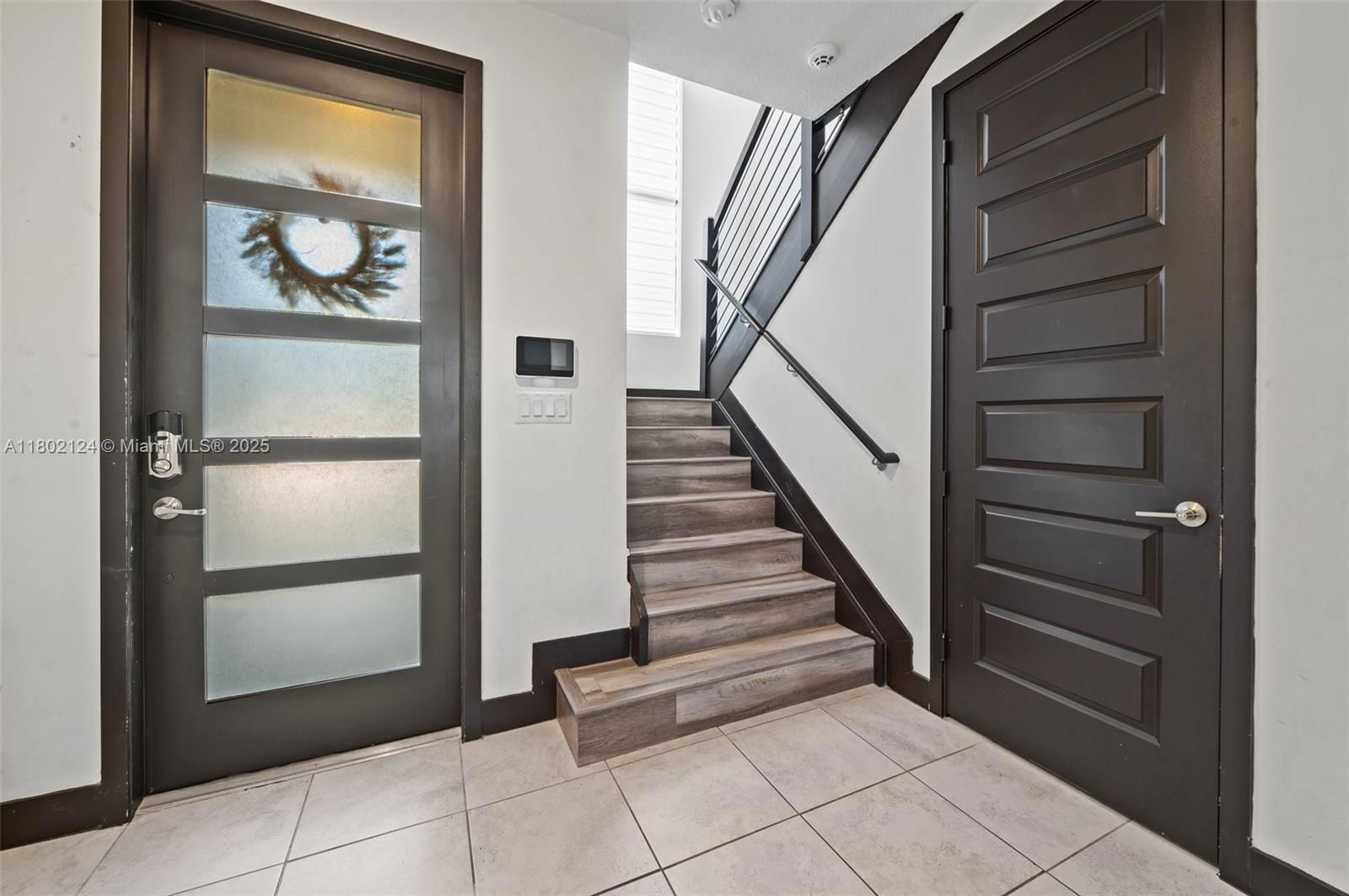 Real estate property located at 15776 91st Ct, Miami-dade, Dunnwoody Lake, Miami Lakes, FL