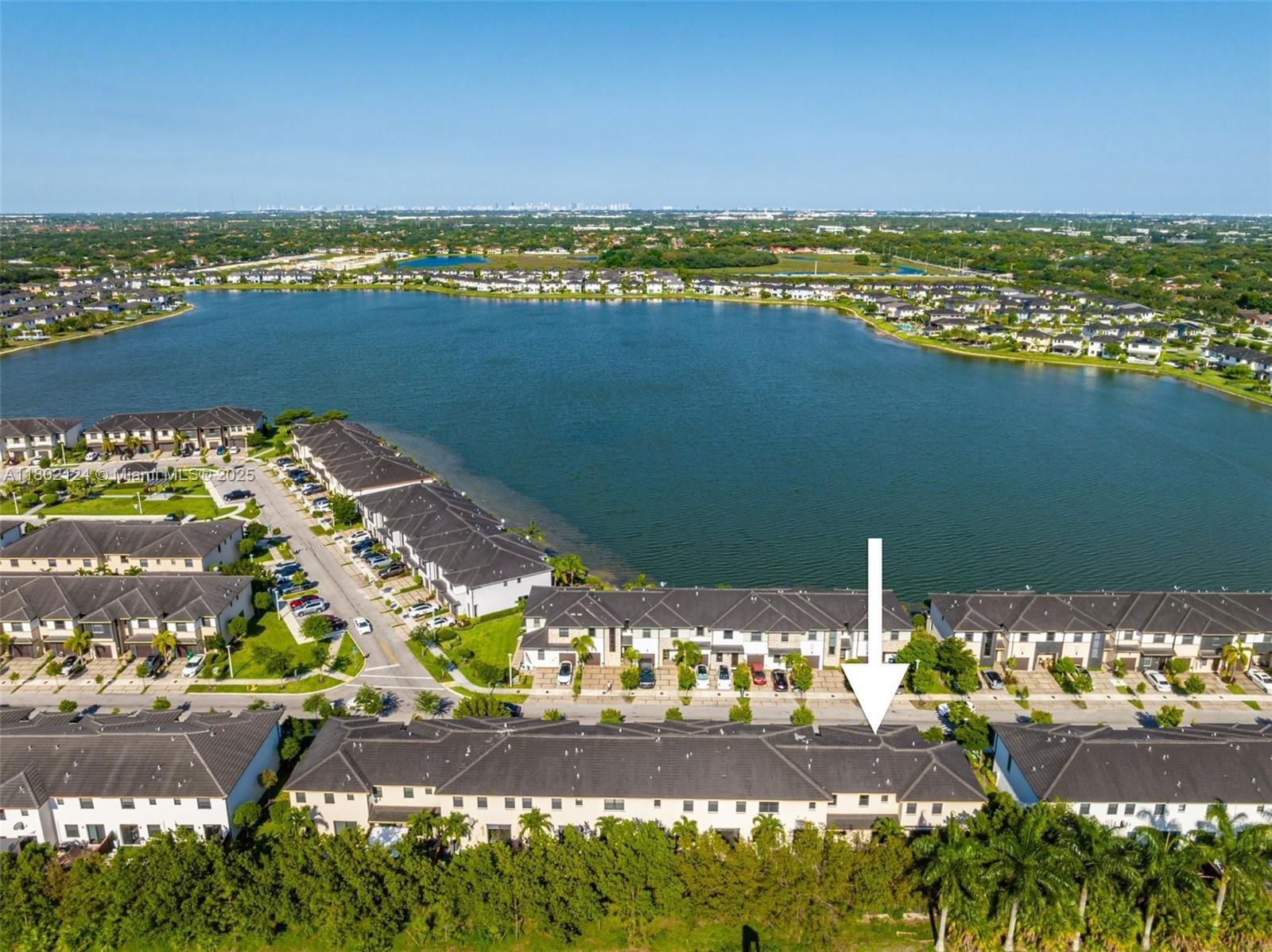 Real estate property located at 15776 91st Ct, Miami-dade, Dunnwoody Lake, Miami Lakes, FL
