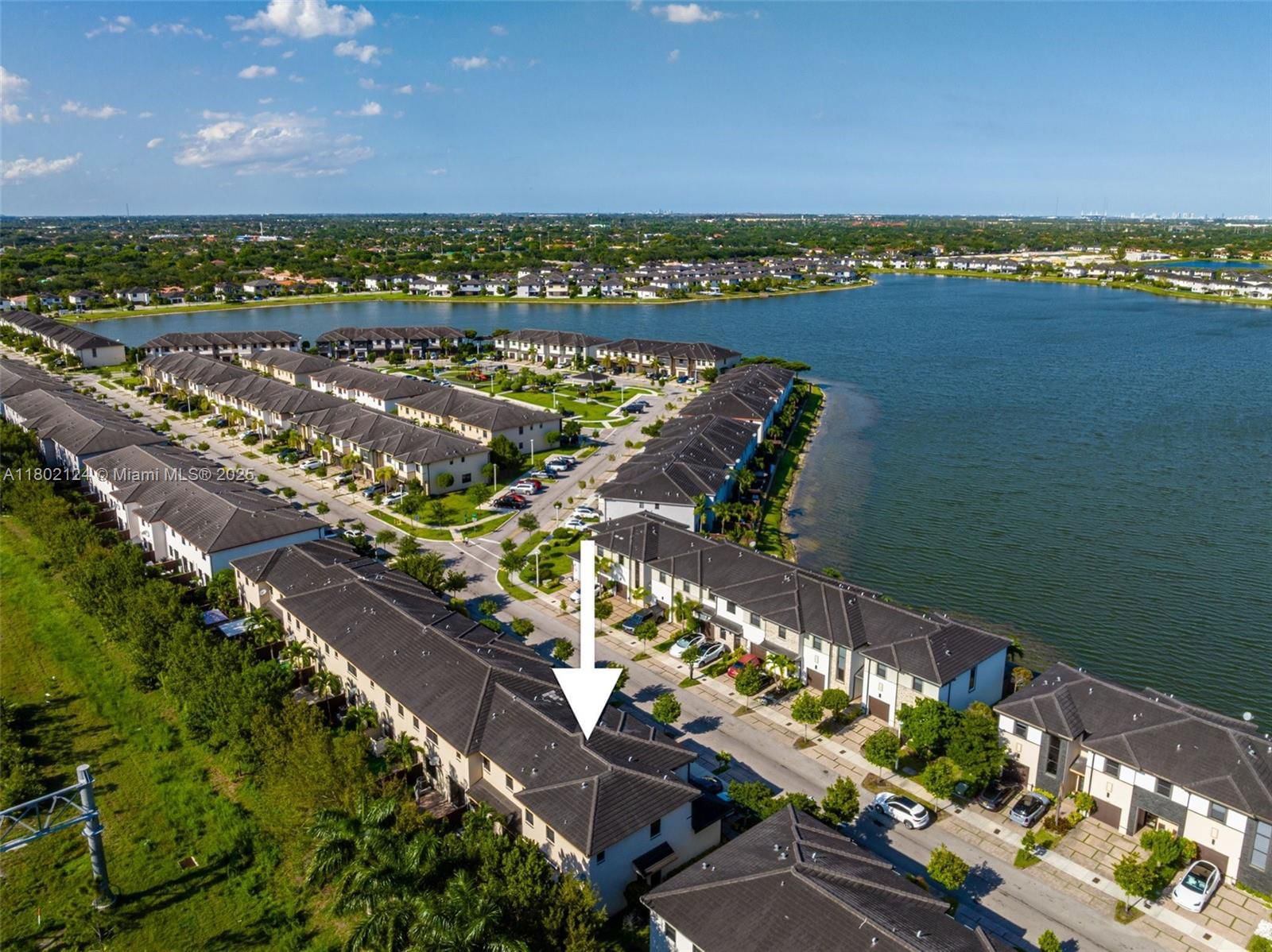 Real estate property located at 15776 91st Ct, Miami-dade, Dunnwoody Lake, Miami Lakes, FL