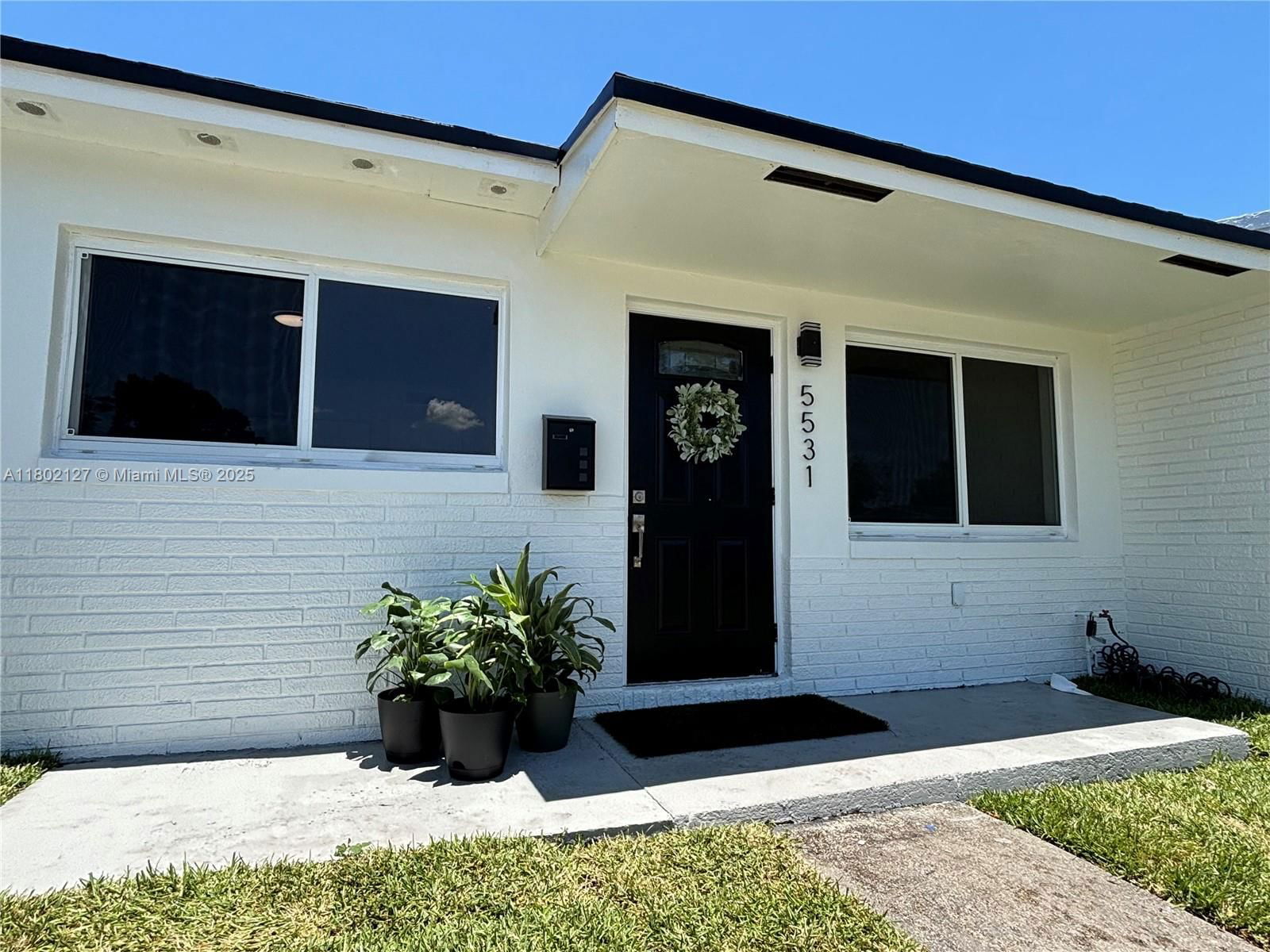 Real estate property located at 5531 38th St, Broward, Lynn Park Replat, West Park, FL