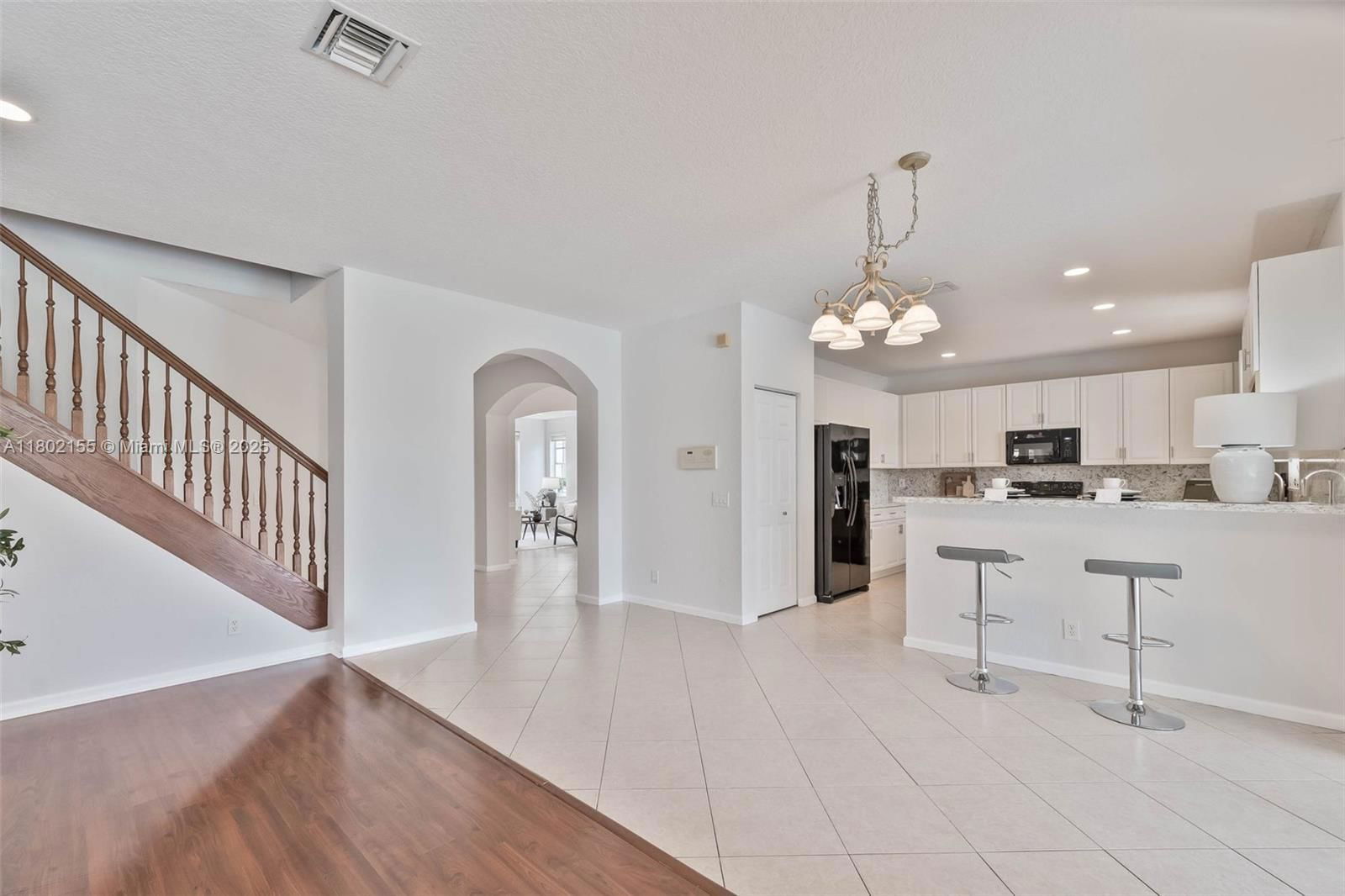 Real estate property located at 2521 Hunters Run Way, Broward, Weston Hills, Weston, FL