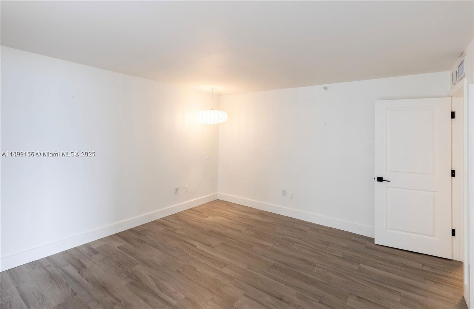 Real estate property located at 6061 Collins Ave #7D, Miami-dade, Le Trianon Condo, Miami Beach, FL
