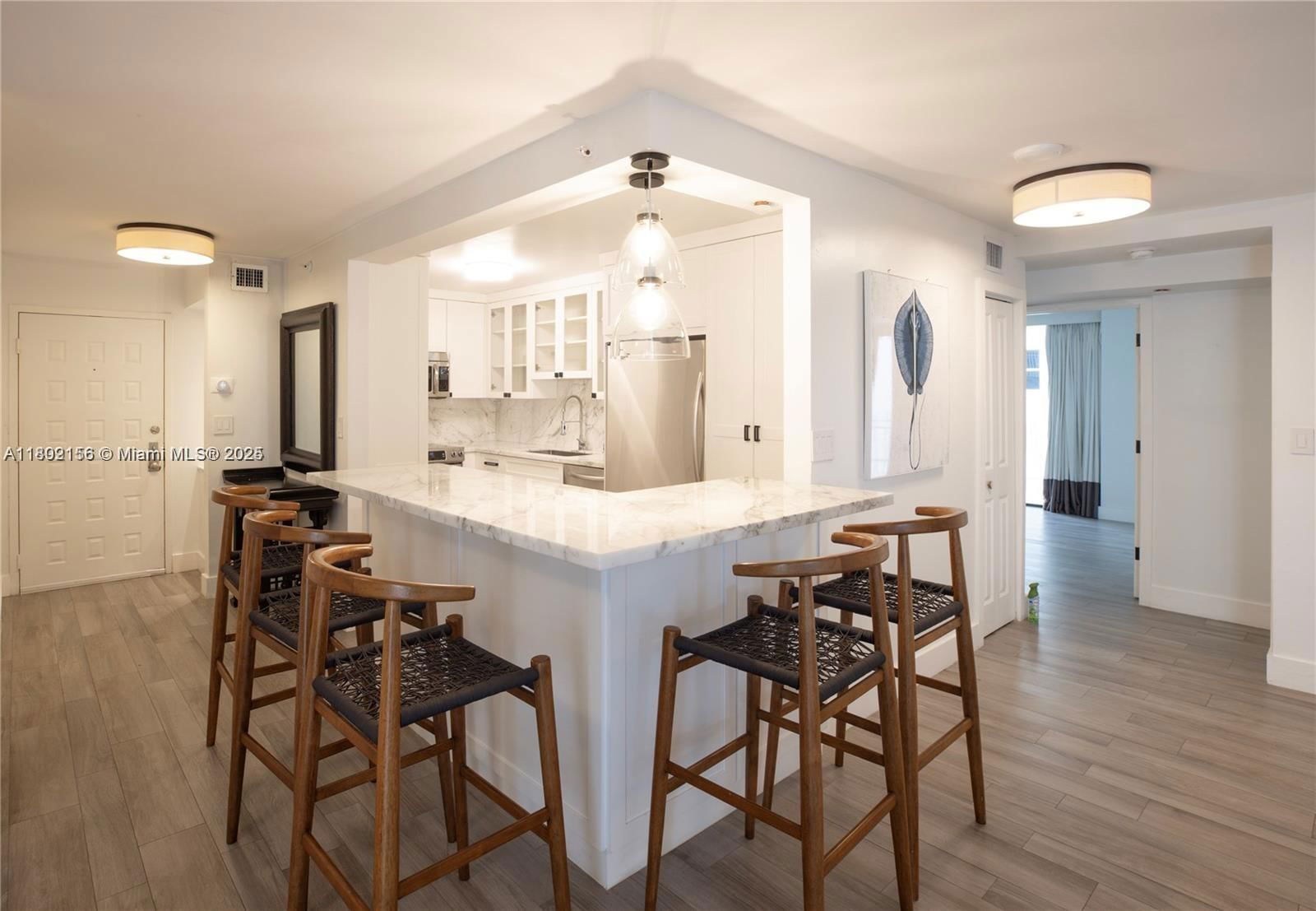 Real estate property located at 6061 Collins Ave #7D, Miami-dade, Le Trianon Condo, Miami Beach, FL