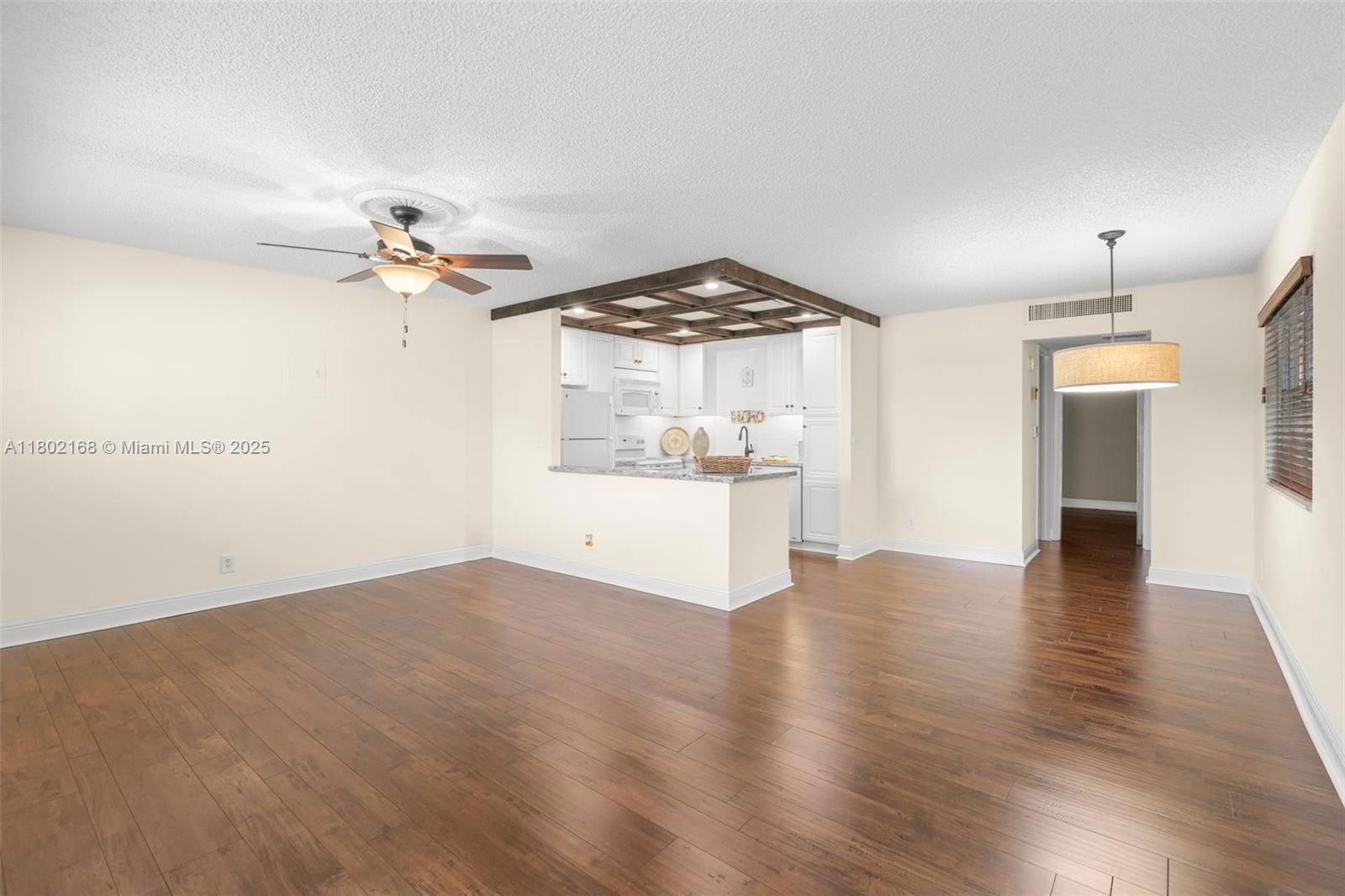 Real estate property located at 34 Valencia B, Palm Beach, Kings Point Valencia, Delray Beach, FL