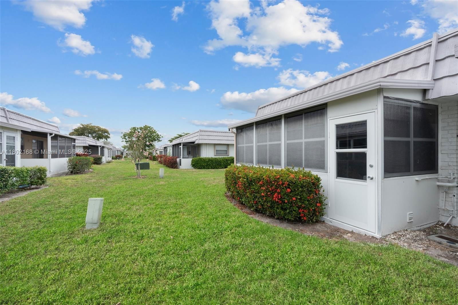 Real estate property located at 34 Valencia B, Palm Beach, Kings Point Valencia, Delray Beach, FL