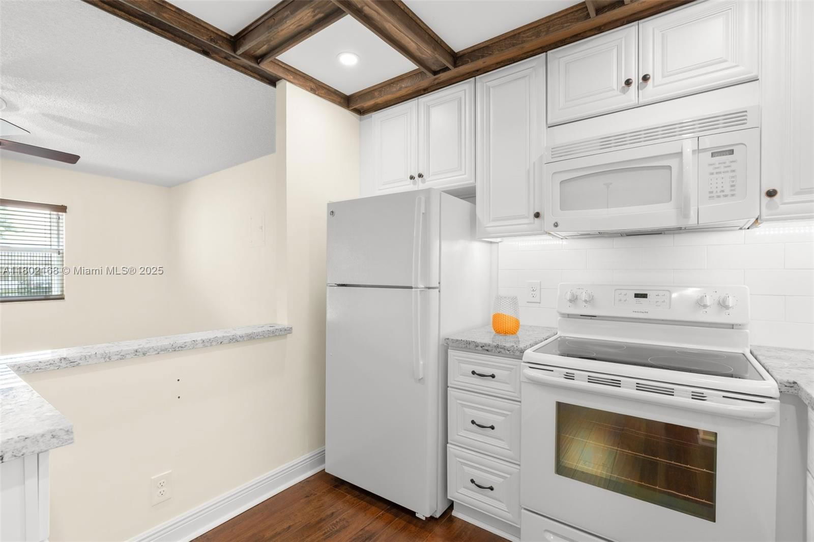 Real estate property located at 34 Valencia B, Palm Beach, Kings Point Valencia, Delray Beach, FL