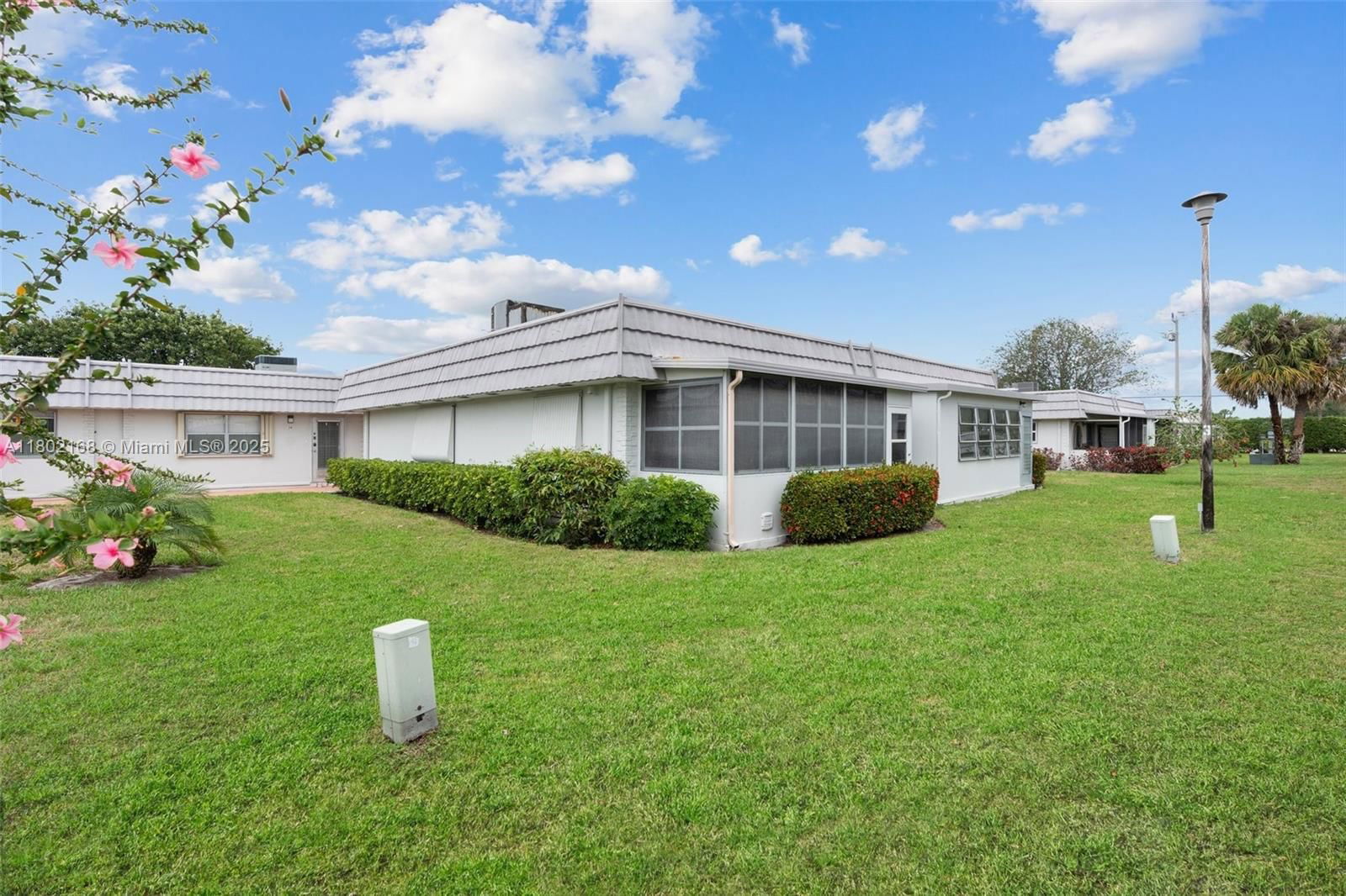 Real estate property located at 34 Valencia B, Palm Beach, Kings Point Valencia, Delray Beach, FL