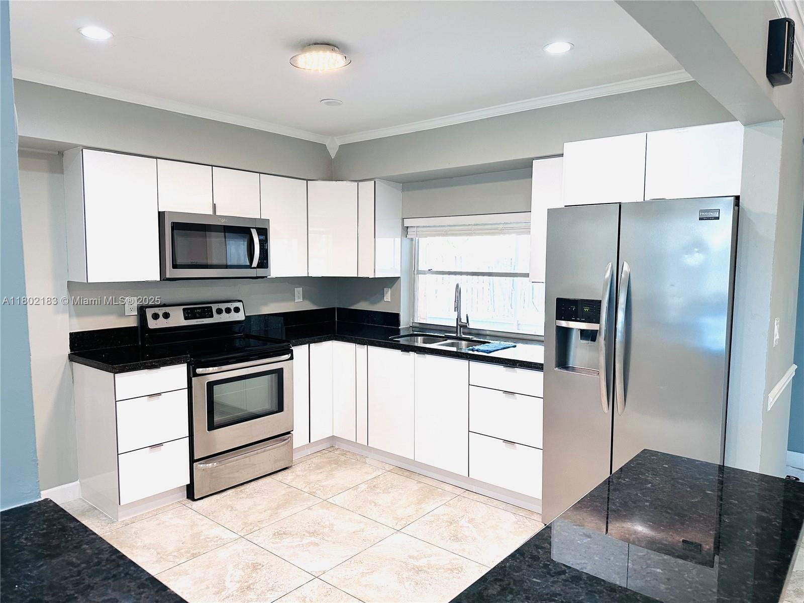 Real estate property located at 8761 12th St, Broward, Boulevard Heights Sec Nin, Pembroke Pines, FL