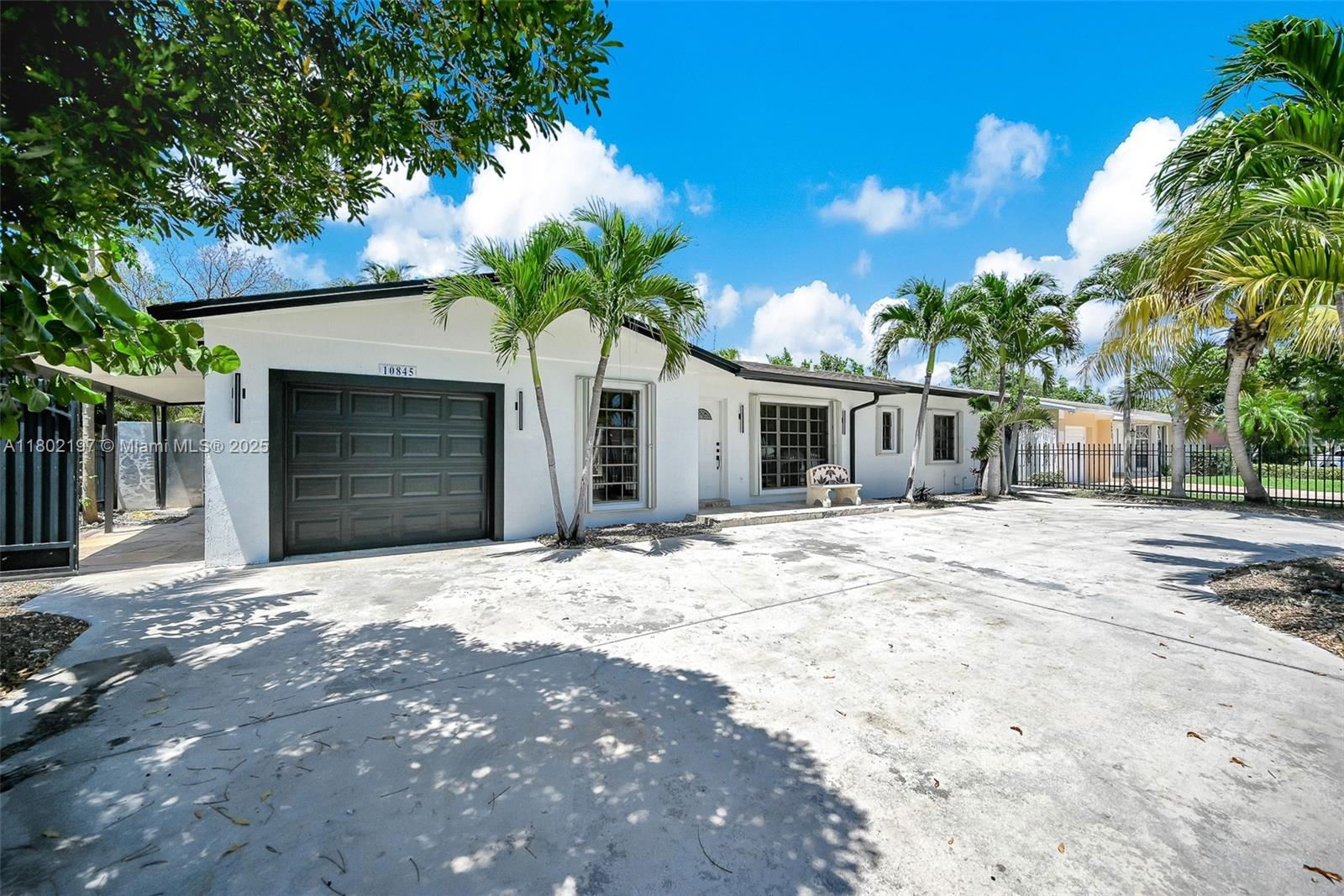 Real estate property located at 10845 152nd Ter, Miami-dade, Fairway Estates Sec 7, Miami, FL