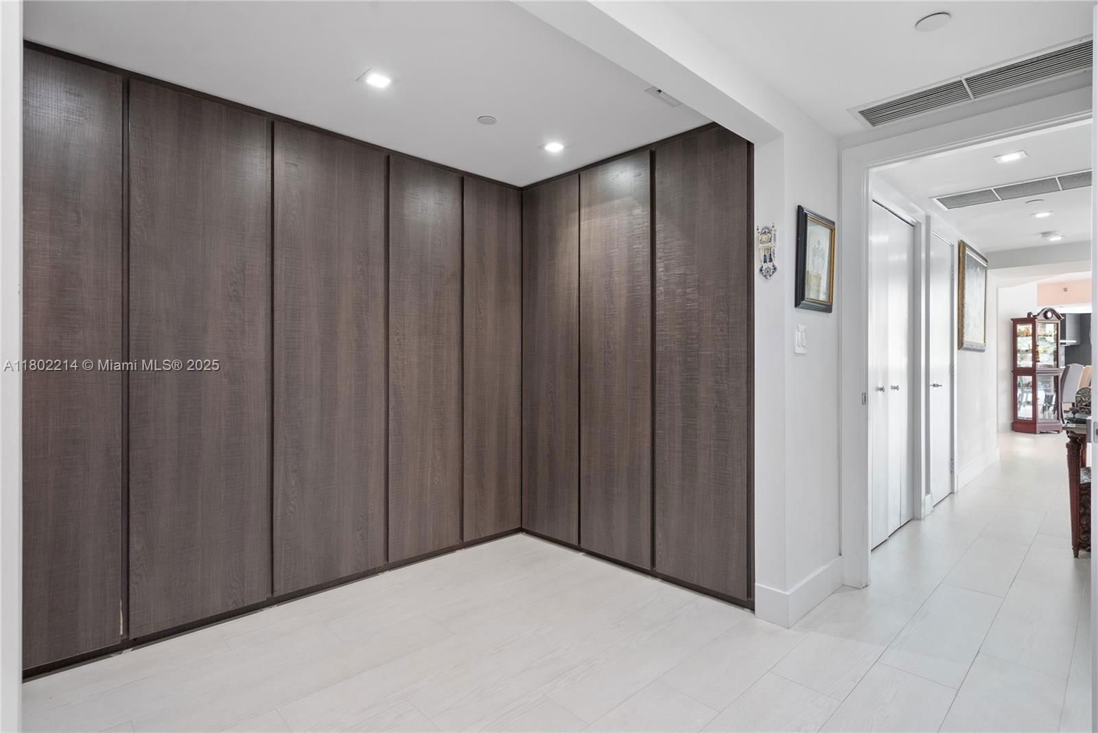 Real estate property located at 2127 Brickell Ave #502, Miami-dade, Bristol Tower Condo, Miami, FL