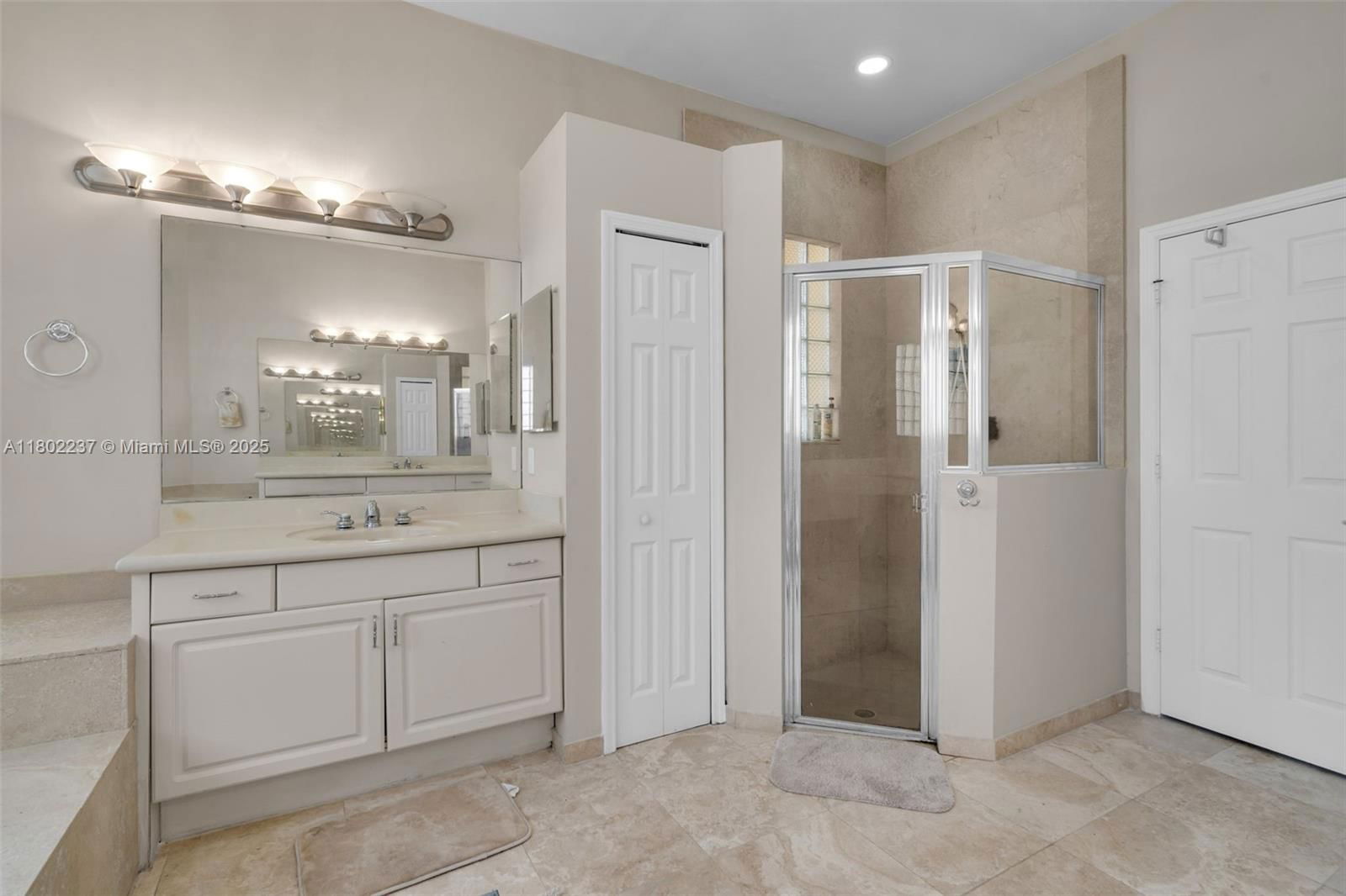 Real estate property located at 18951 30th St, Broward, Sunset Lakes Plat One, Miramar, FL