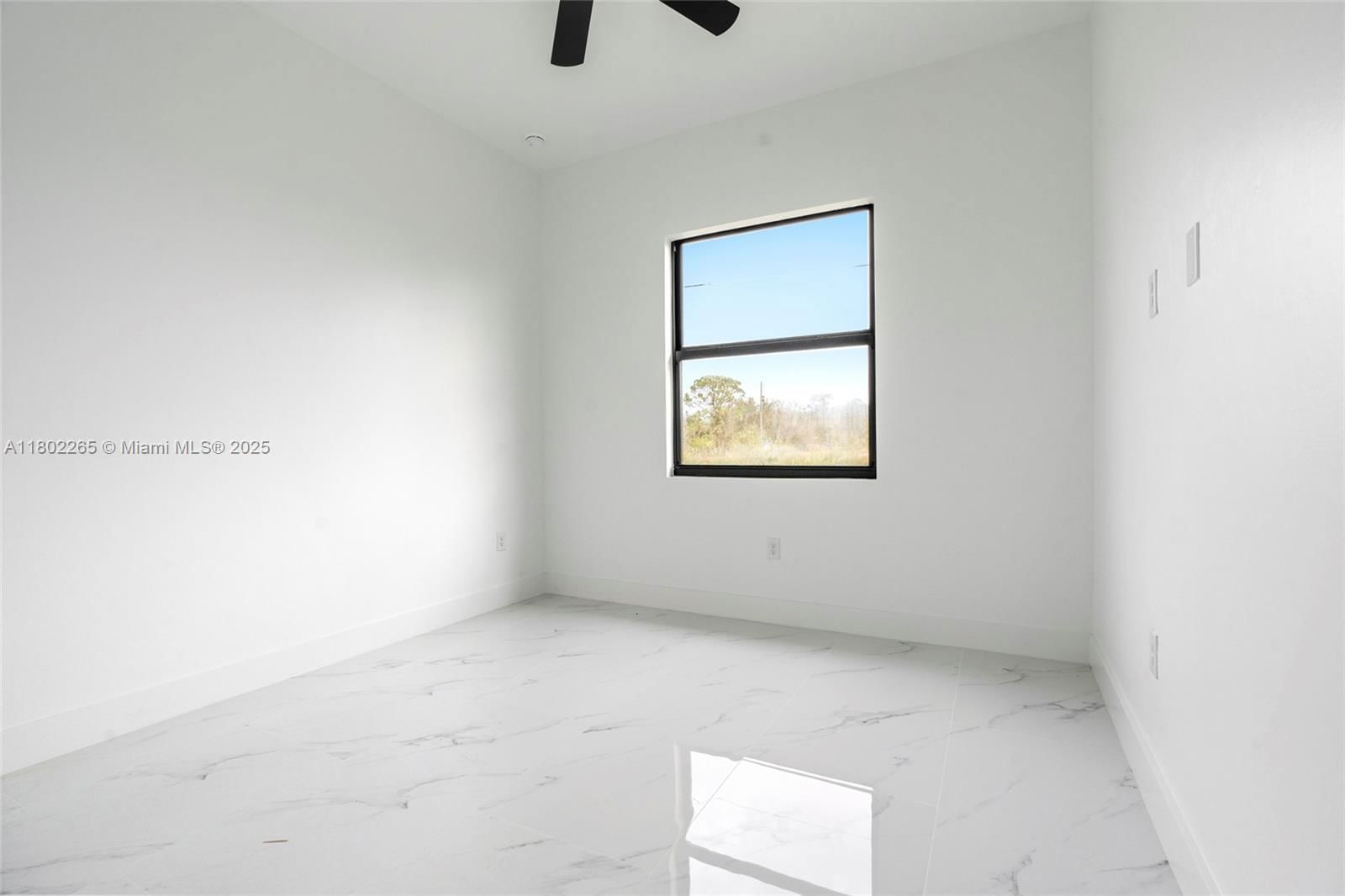Real estate property located at 1222 Hibiscus, Lee, Lehigh Acres, Lehigh Acres, FL