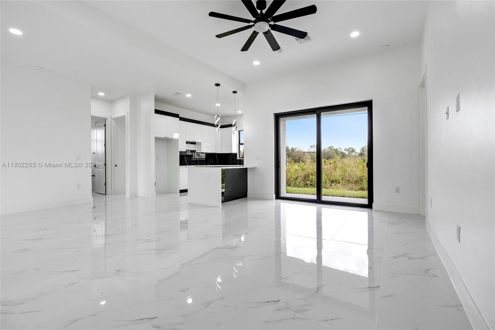 Real estate property located at 1222 Hibiscus, Lee, Lehigh Acres, Lehigh Acres, FL
