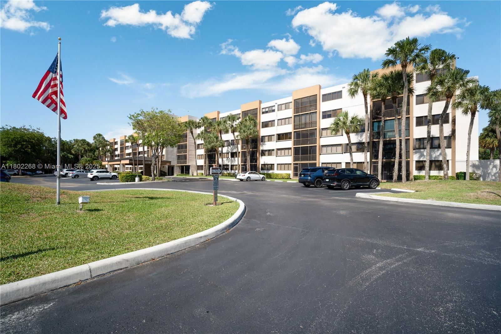 Real estate property located at 9735 52nd St #315, Miami-dade, Doral Oaks Condo #1, Doral, FL