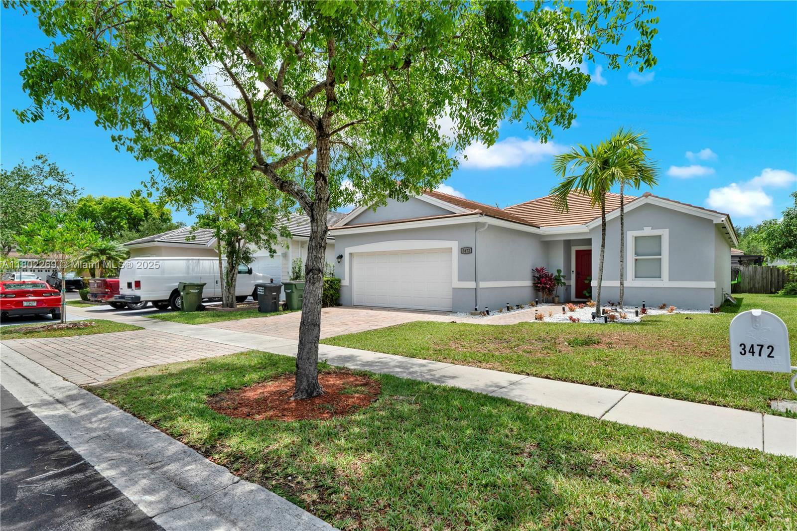 Real estate property located at 3472 2nd St, Miami-dade, Antigua At Oasis, Homestead, FL
