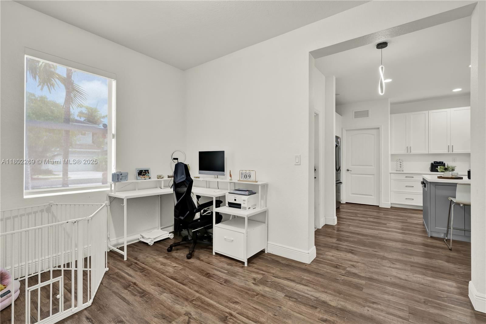 Real estate property located at 3472 2nd St, Miami-dade, Antigua At Oasis, Homestead, FL