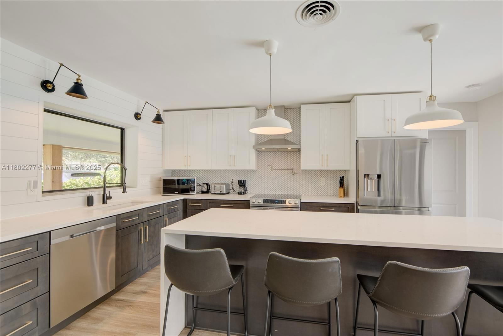 Real estate property located at 2117 62nd St, Broward, Imperial Point 1 Sec, Fort Lauderdale, FL