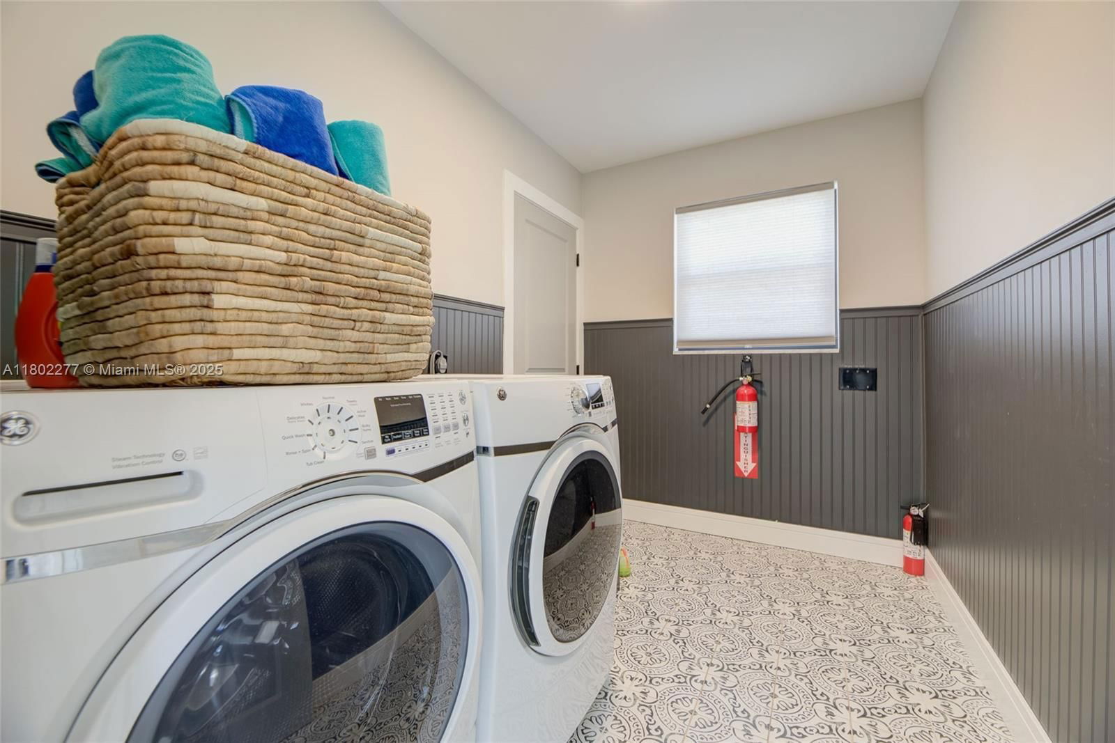 Real estate property located at 2117 62nd St, Broward, Imperial Point 1 Sec, Fort Lauderdale, FL
