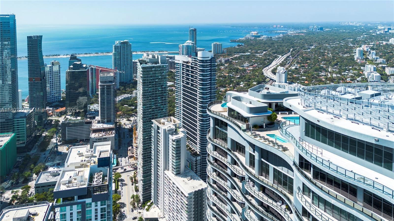 Real estate property located at 1000 Brickell Plz UPH6201, Miami-dade, Brickell Flatiron Condo, Miami, FL