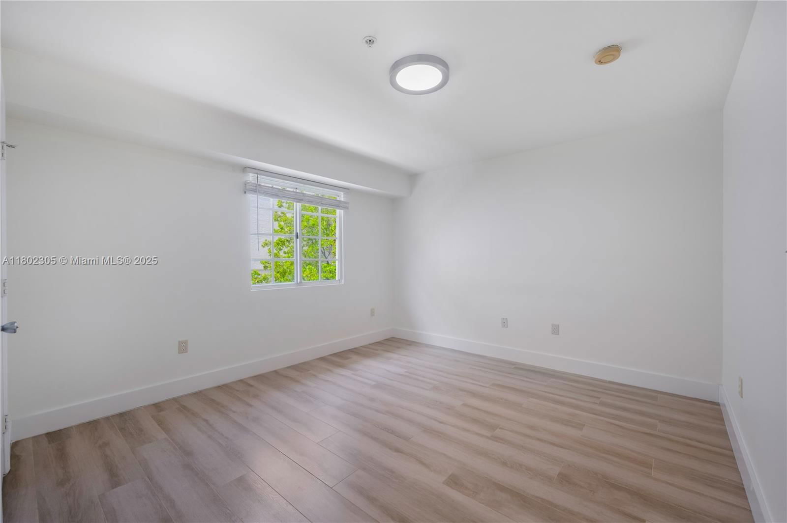 Real estate property located at 2845 185th St #907, Miami-dade, Aventi At Aventura Condo, Aventura, FL