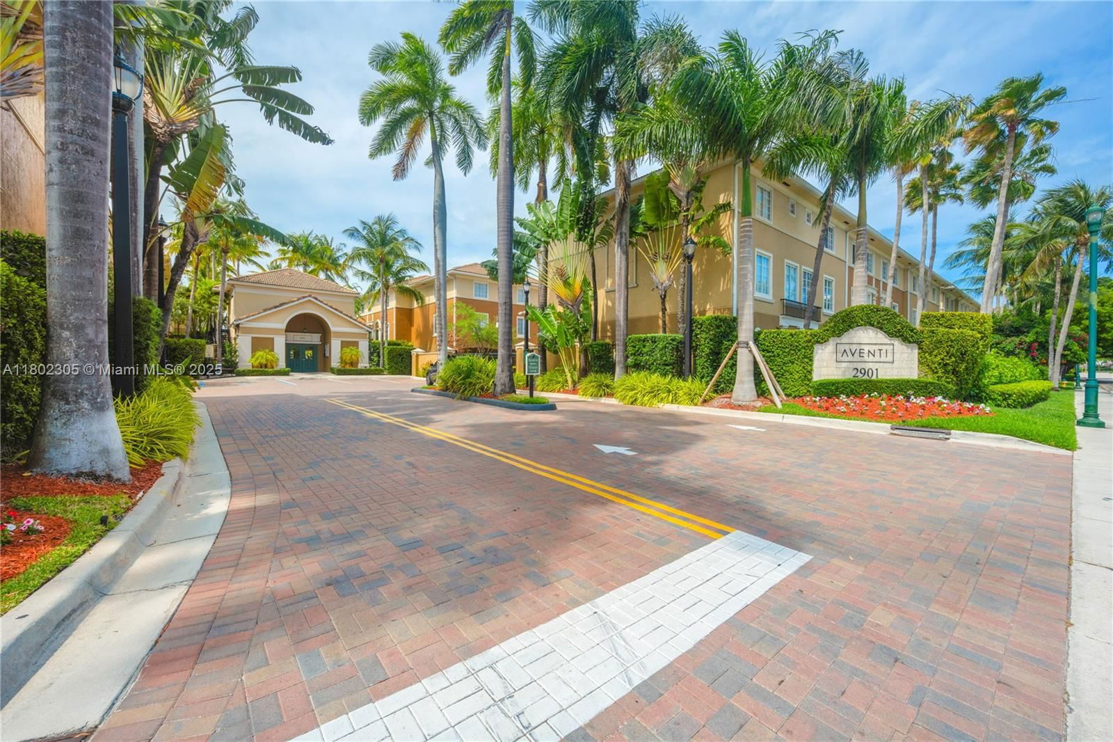 Real estate property located at 2845 185th St #907, Miami-dade, Aventi At Aventura Condo, Aventura, FL