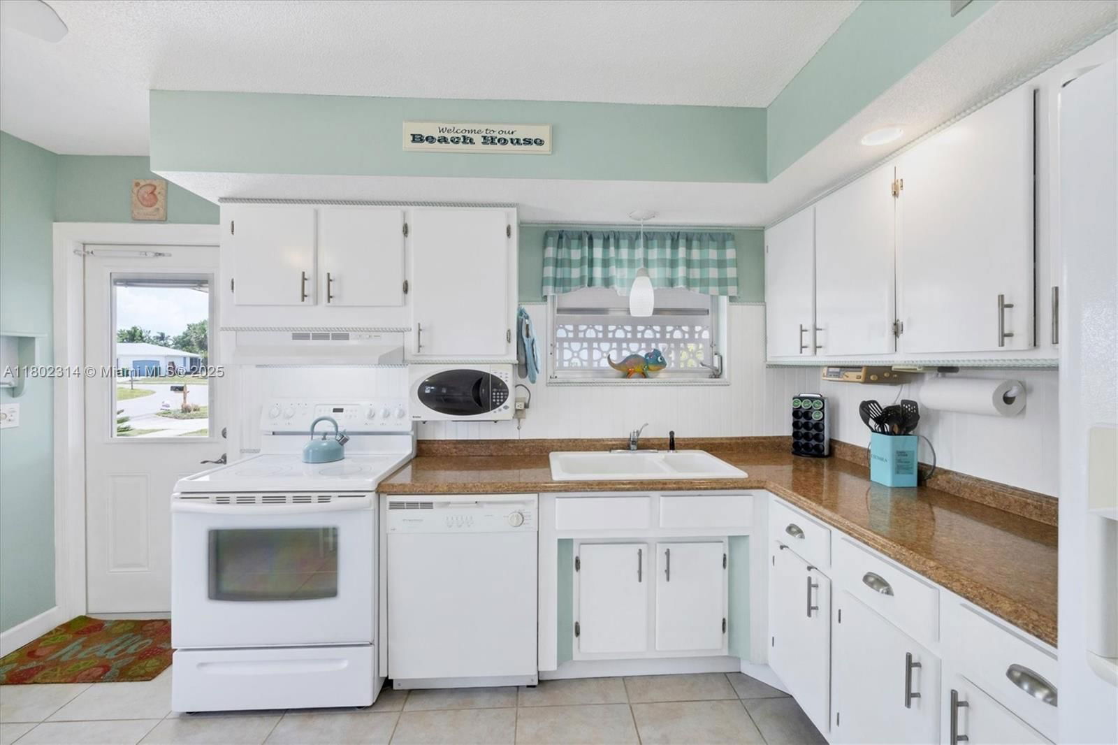 Real estate property located at 330 Lasayette Dr NE, Charlotte, Port Charlotte Sec 2, Port Charlotte, FL