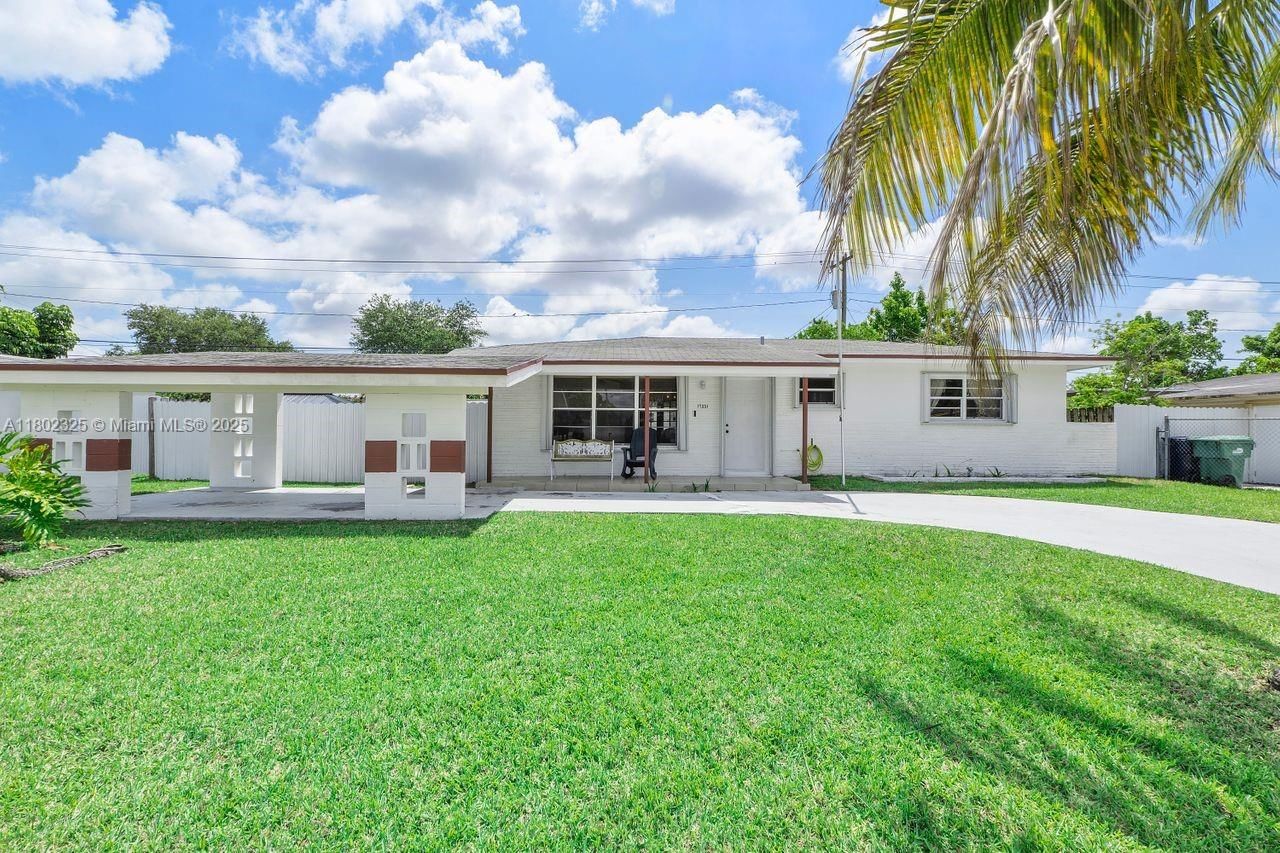 Real estate property located at 17331 119th Ave, Miami-dade, So Miami Heights Manor, Miami, FL