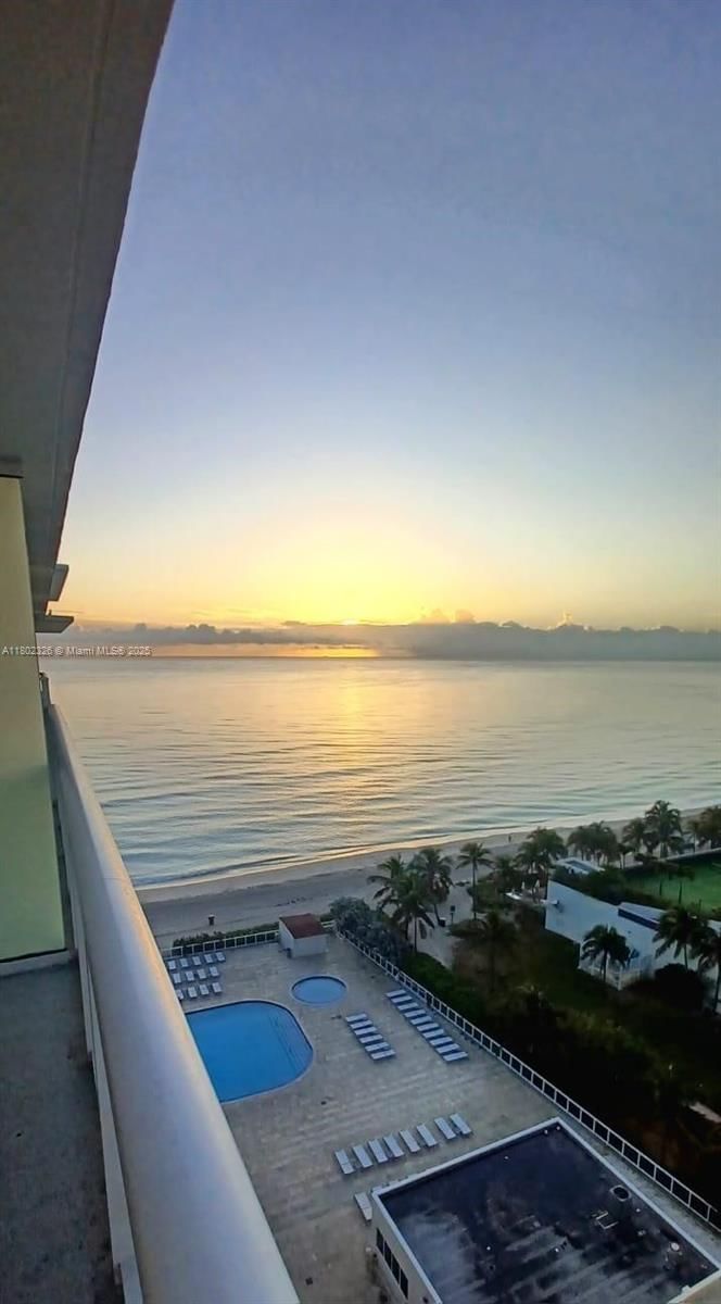 Real estate property located at 19201 Collins Ave #1105, Miami-dade, The Aventura Beach Club C, Sunny Isles Beach, FL