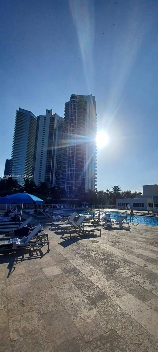 Real estate property located at 19201 Collins Ave #1105, Miami-dade, The Aventura Beach Club C, Sunny Isles Beach, FL