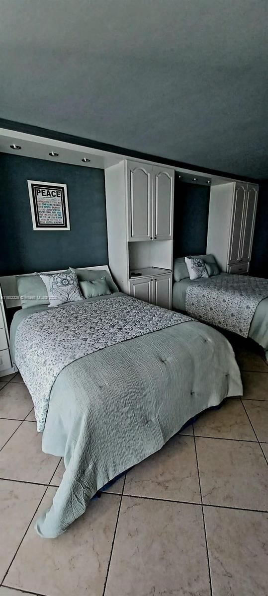 Real estate property located at 19201 Collins Ave #1105, Miami-dade, The Aventura Beach Club C, Sunny Isles Beach, FL