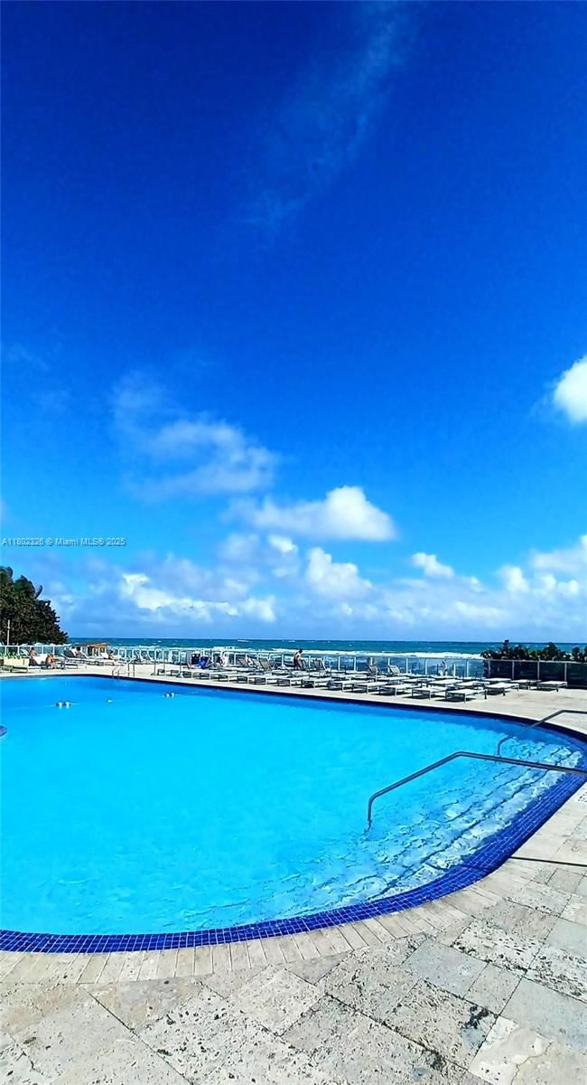 Real estate property located at 19201 Collins Ave #1105, Miami-dade, The Aventura Beach Club C, Sunny Isles Beach, FL