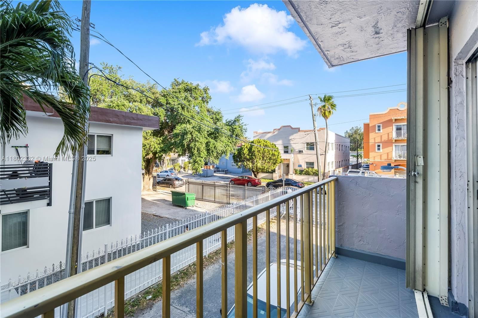 Real estate property located at 1661 3rd St #8, Miami-dade, Palm Breeze Condo, Miami, FL
