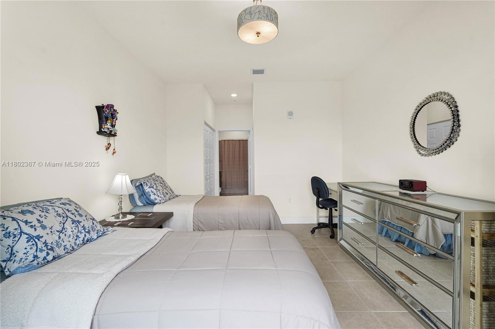 Real estate property located at 8301 41st St B-303, Miami-dade, Downtown Doral South Phas, Doral, FL