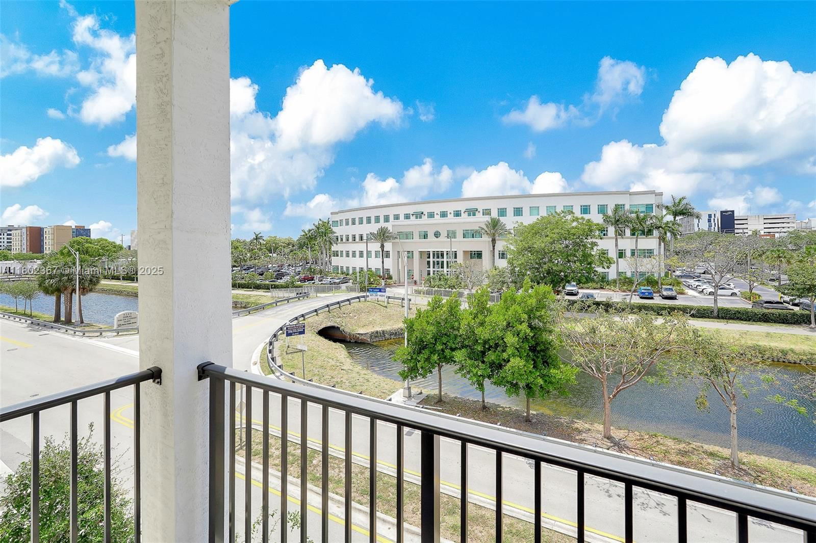 Real estate property located at 8301 41st St B-303, Miami-dade, Downtown Doral South Phas, Doral, FL